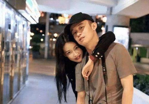 2018国产夫妻自拍,私密生活瞬间,情感共鸣的影像记录